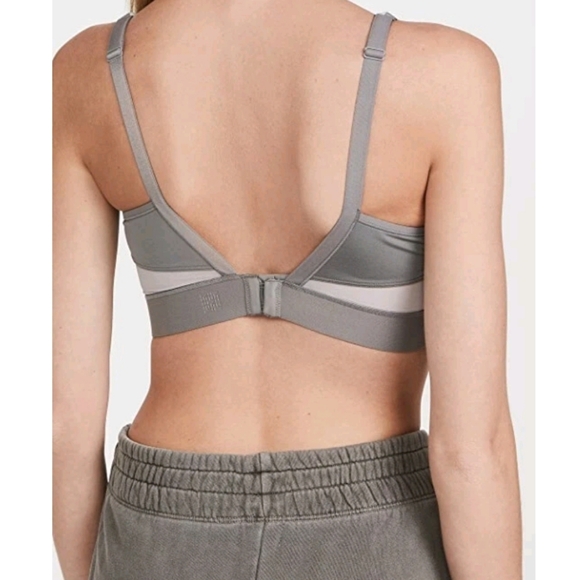 Natori Grey Gravity Contour Underwire Sport Bra  Women’s Size 32 C. Wire - Picture 1 of 10